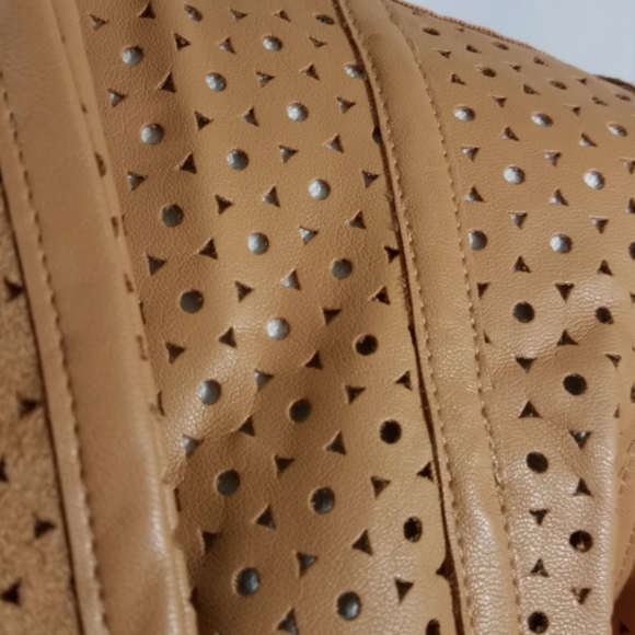G.I.L.I. Perforated Faux Leather Jacket 6 Nwot - Picture 4 of 8